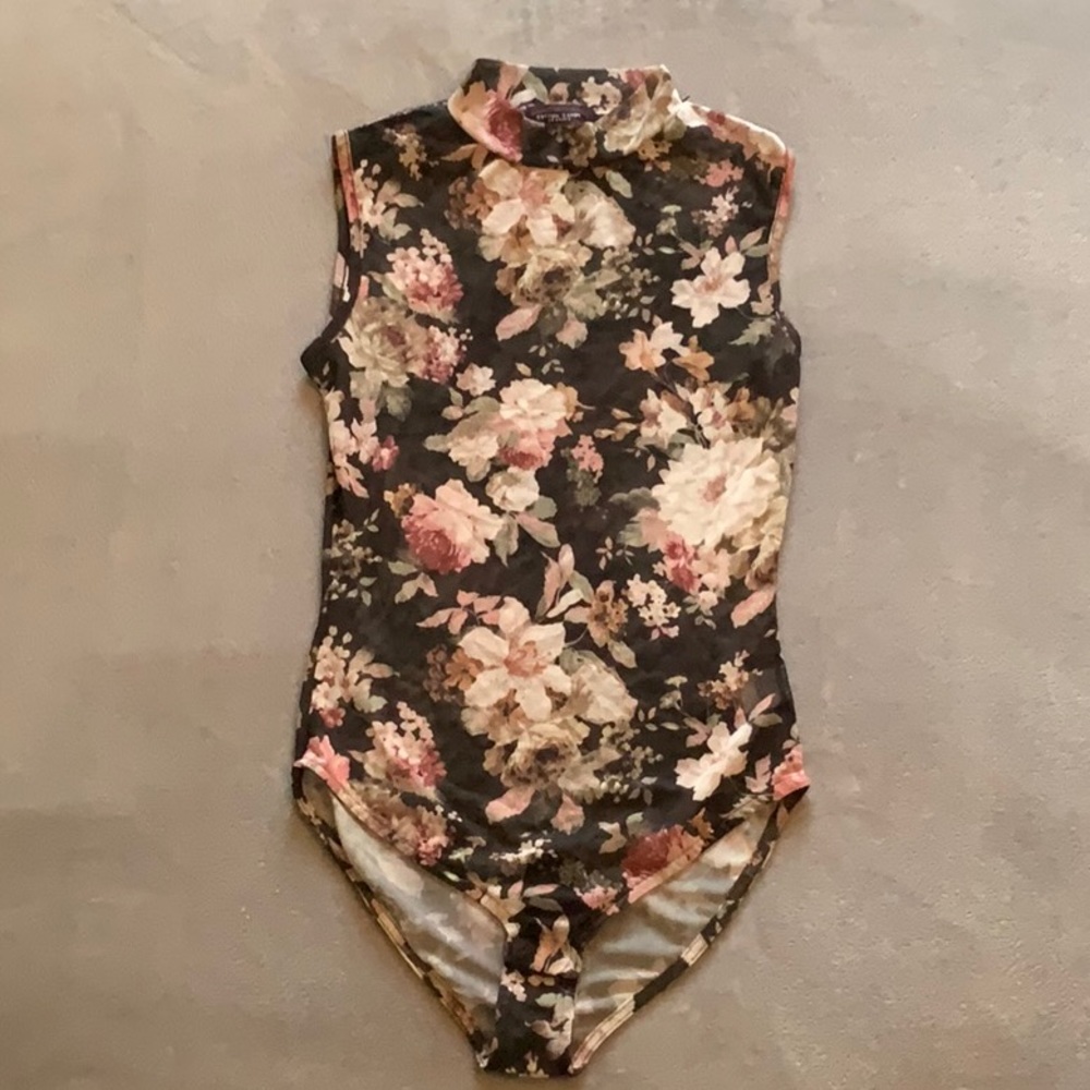 Floral Sheer high-neck Bodysuit